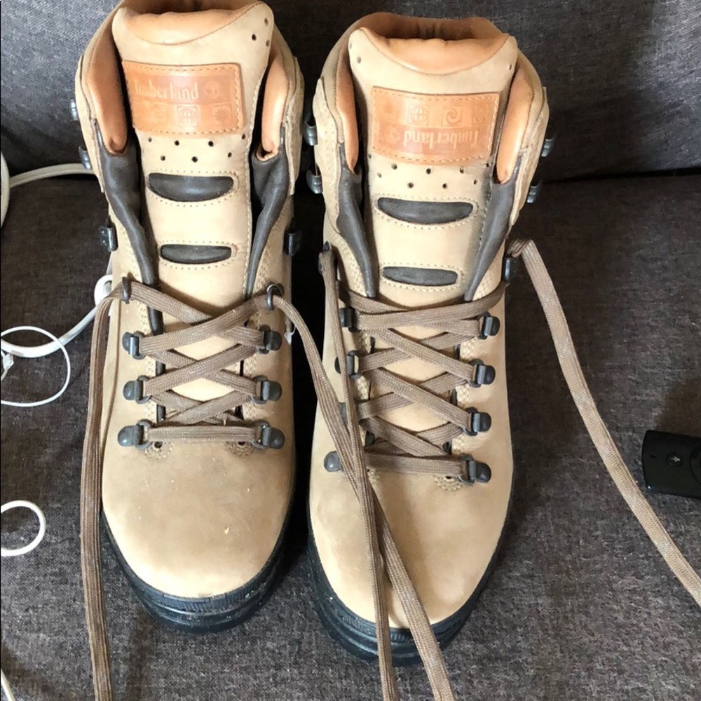 Men timberland boots never worn